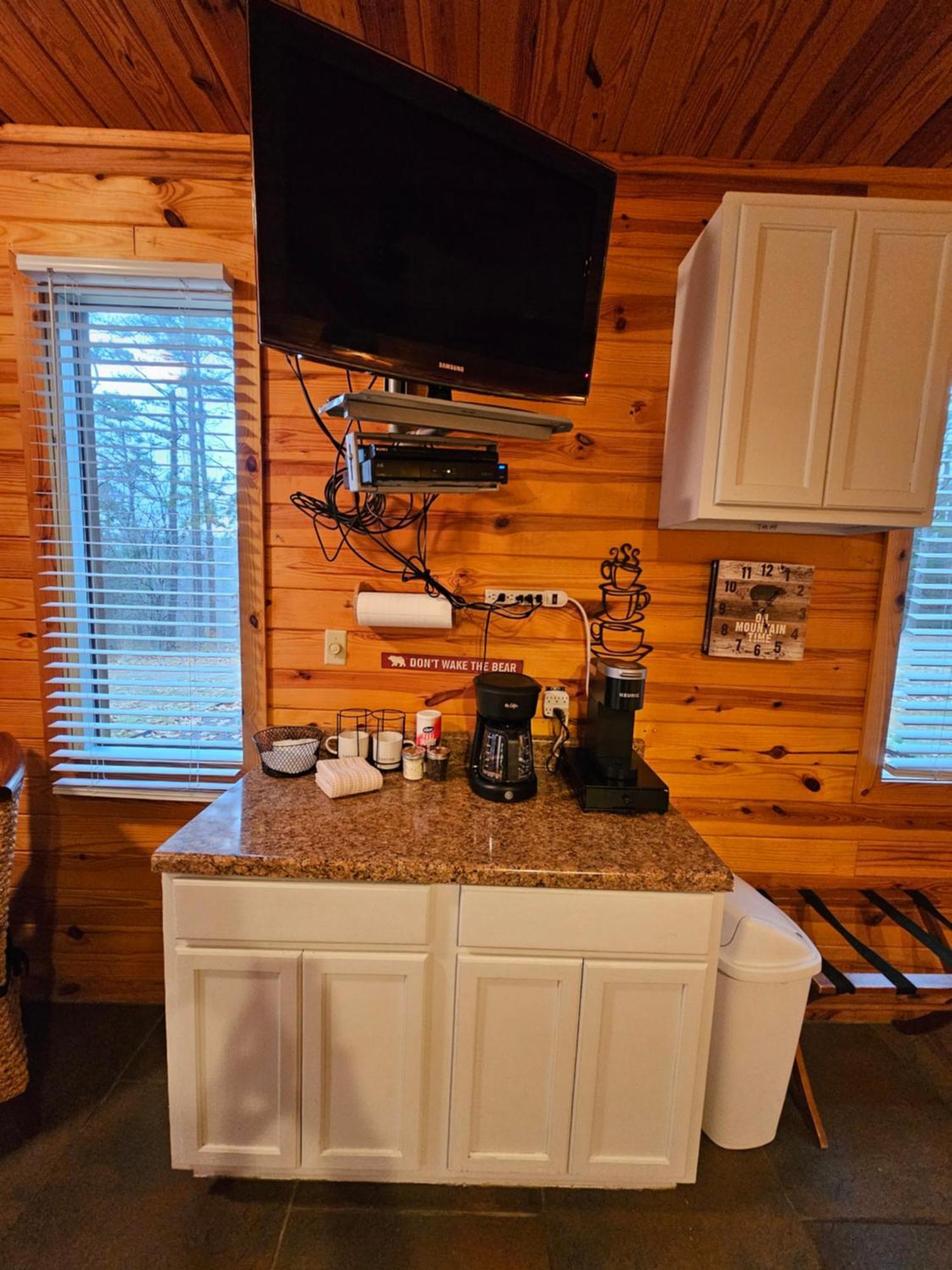 5 Min To Beaver Lake-King Bed-Fire Pit-Jetted Tub #1 Eureka Springs Exteriör bild
